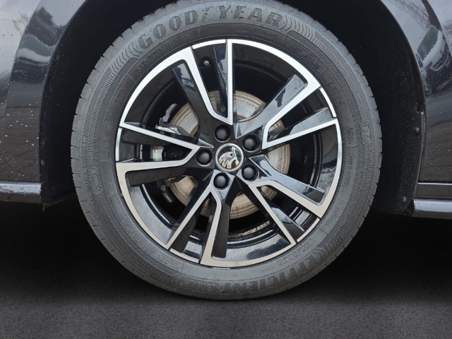 Fahrzeugabbildung SKODA Fabia Monte Carlo 1.0 TSI SHZ LED PDC Klima eFH