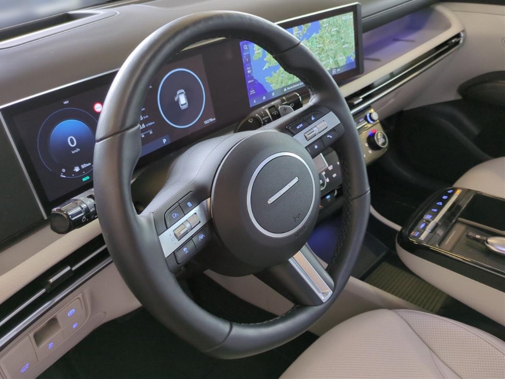 Fahrzeugabbildung Hyundai TUCSON FL PHEV 1.6 AT 4WD MY25 Prime ECS Assist-P MATRIX-LED Leder Digitales Cockpit