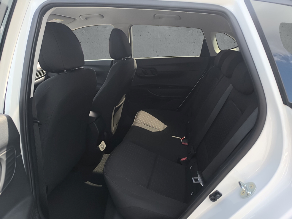 Fahrzeugabbildung Hyundai i20 1.0 T-GDI Edition 30+ Navi RKam Bose Klimaauto Allwetter