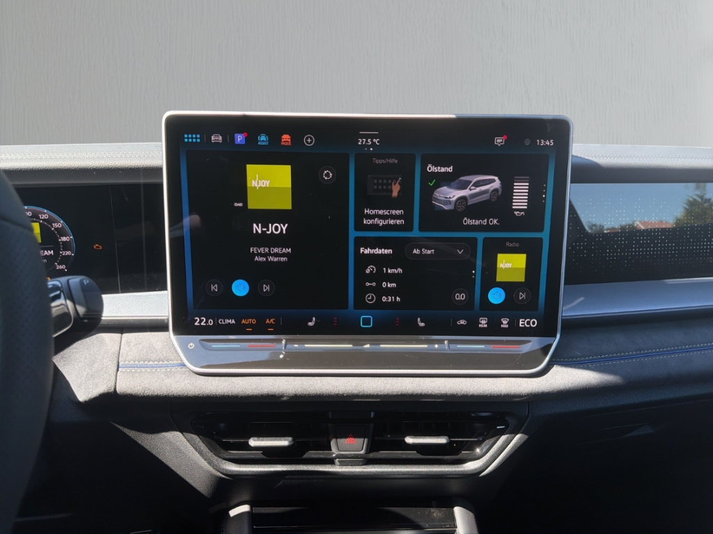 Fahrzeugabbildung Volkswagen Tayron eHybrid R-Line AHK IQ.Lig Pano BlackStyle