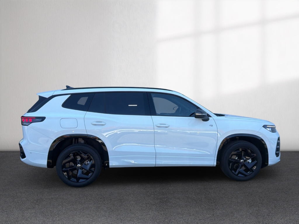 Fahrzeugabbildung Volkswagen Tayron eHybrid R-Line AHK IQ.Lig Pano BlackStyle