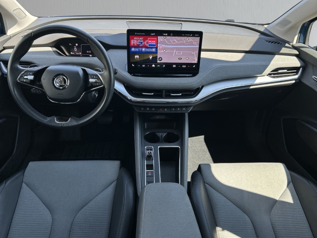Fahrzeugabbildung SKODA Enyaq iV 60 Loft AHK LED SHZ LHZ Navi PDC R-Kam