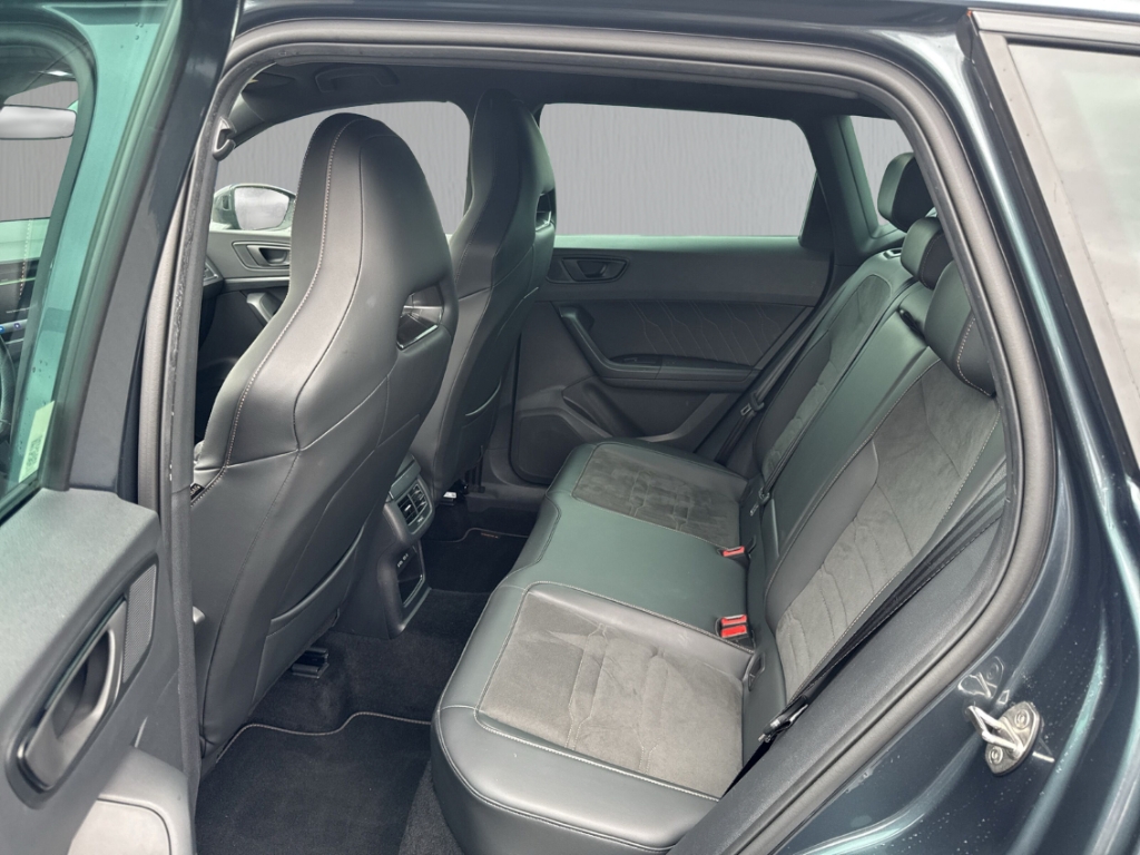 Fahrzeugabbildung CUPRA Ateca TSI 4Drive DSG AHK ACC LED SHZ LHZ Navi