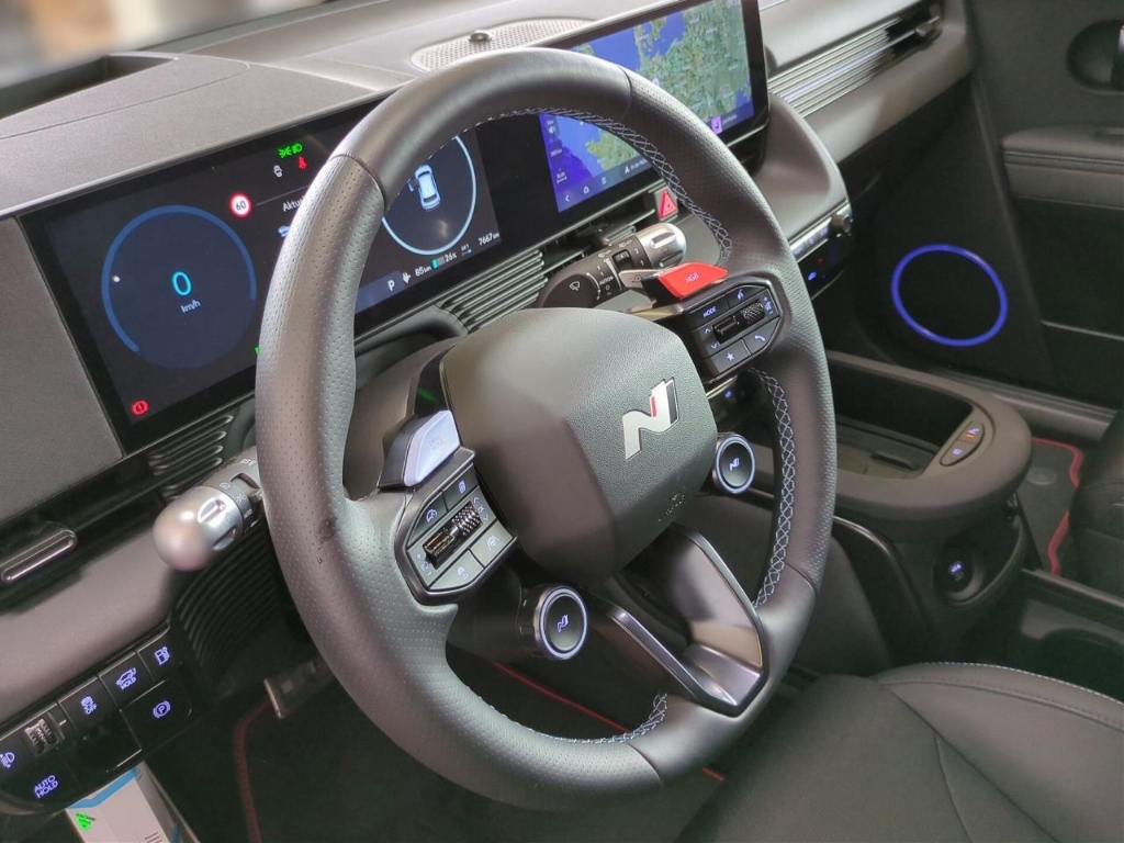Fahrzeugabbildung Hyundai IONIQ 5 4WD 84kWh N-Performance HUD Navi Digitales Cockpit Sportpaket Soundsystem