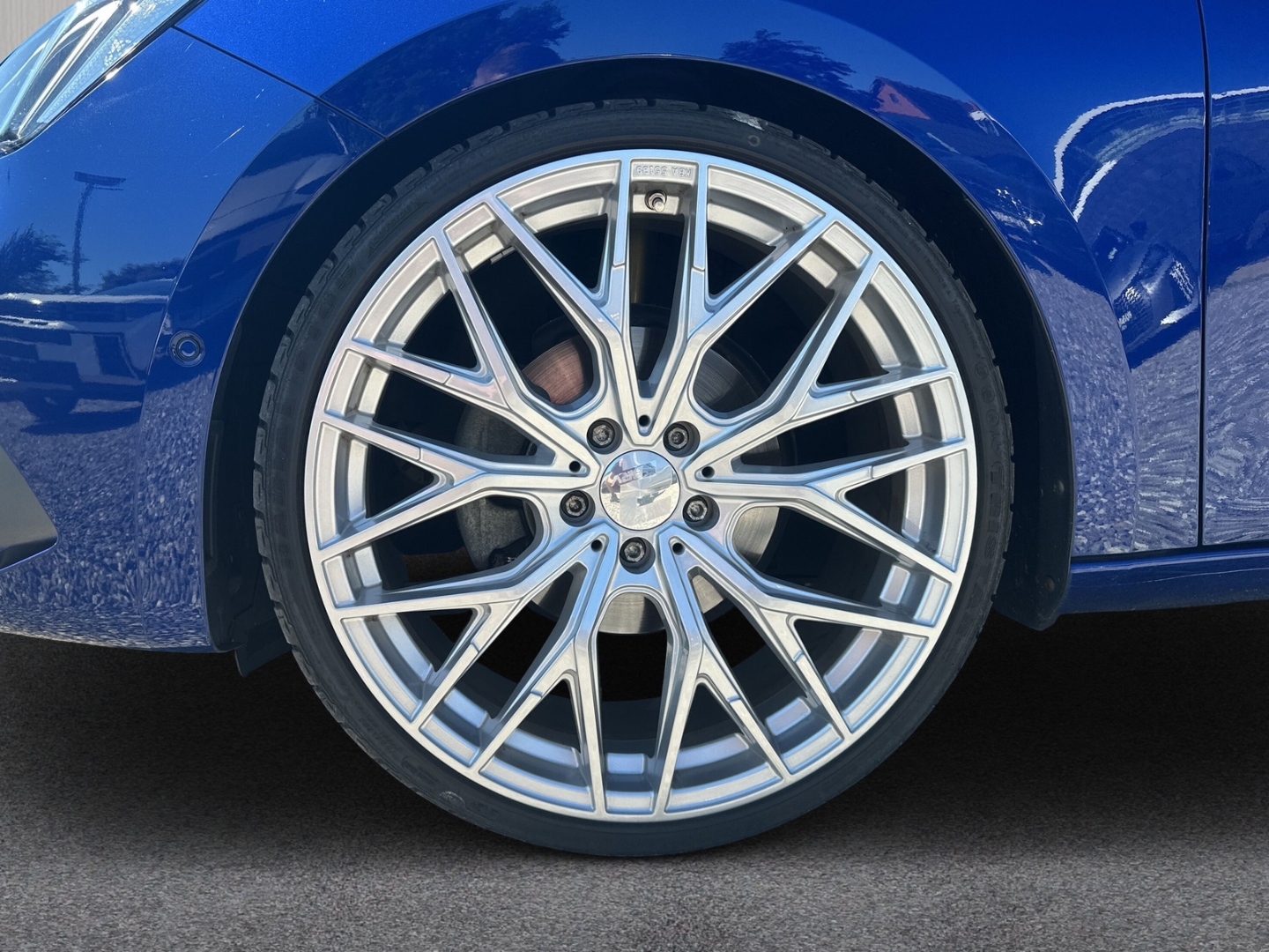 Fahrzeugabbildung SEAT Leon 1,5 TSI FR SHZ LED LHZ Klima PDCv+h FullLink
