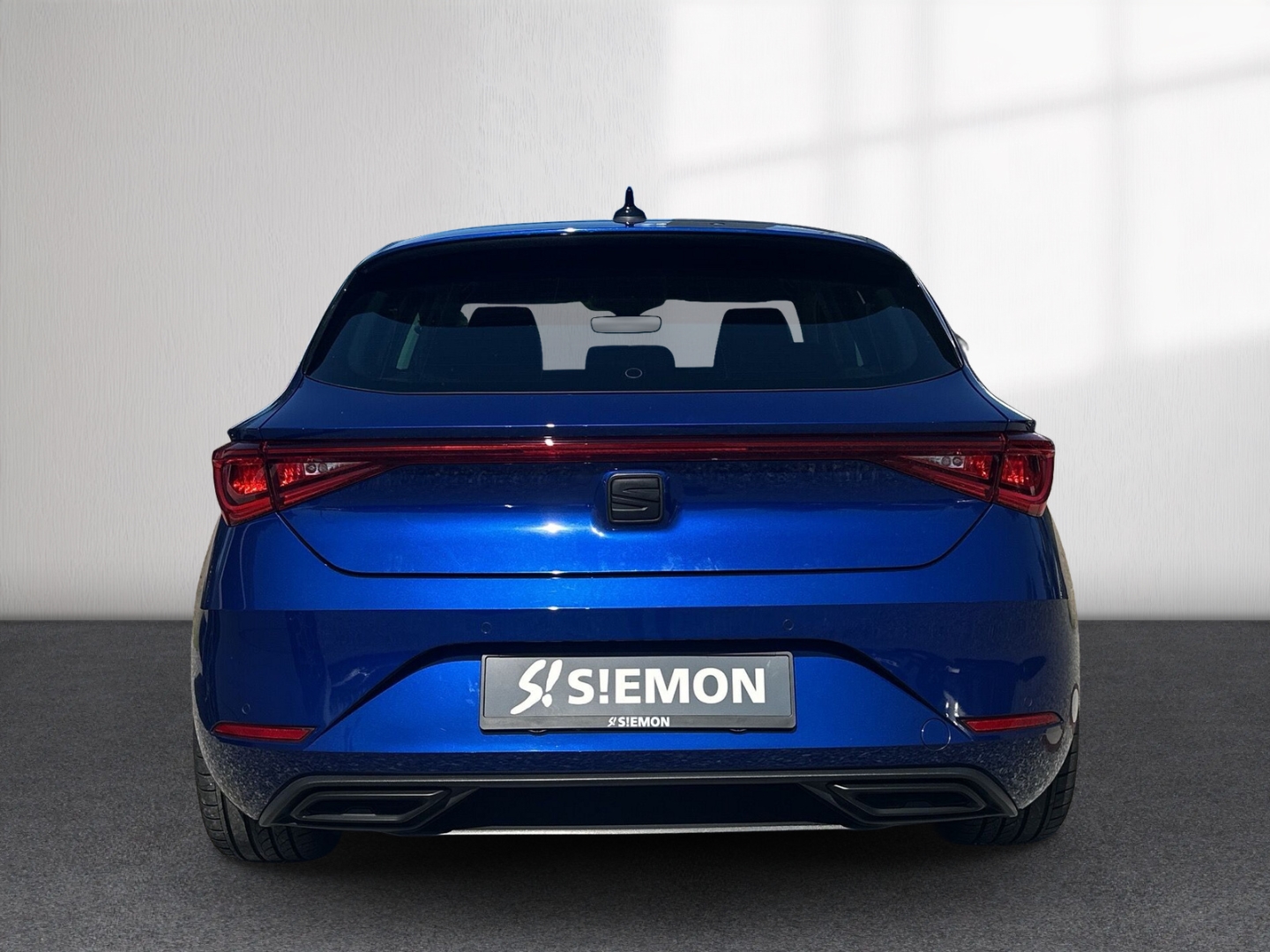Fahrzeugabbildung SEAT Leon 1,5 TSI FR SHZ LED LHZ Klima PDCv+h FullLink