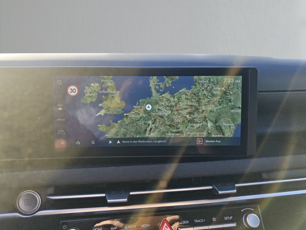 Fahrzeugabbildung Hyundai TUCSON FL PHEV 1.6 AT 4WD MY25 Trend Navi Digitales Cockpit LED