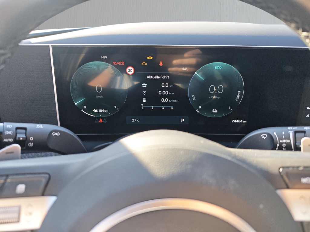 Fahrzeugabbildung Hyundai TUCSON FL PHEV 1.6 AT 4WD MY25 Trend Navi Digitales Cockpit LED