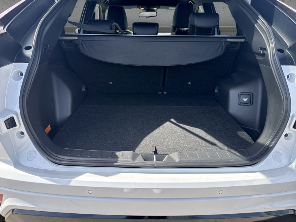 Fahrzeugabbildung Mitsubishi Eclipse Cross 2.4 PHEV Top LED Navi Pano ACC 360 Leder Standhzg