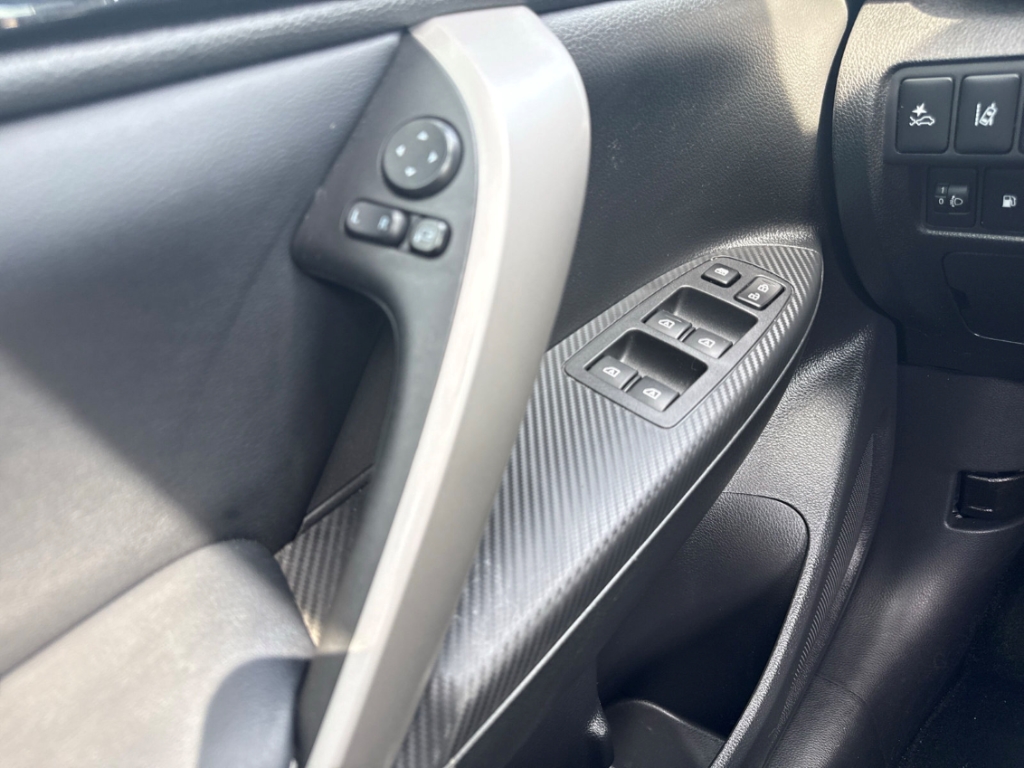 Fahrzeugabbildung Mitsubishi Eclipse Cross 2.4 PHEV Top LED Navi Pano ACC 360 Leder Standhzg