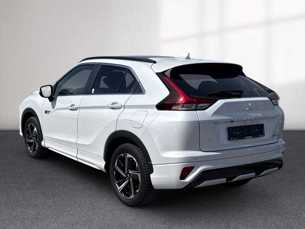 Fahrzeugabbildung Mitsubishi Eclipse Cross 2.4 PHEV Top LED Navi Pano ACC 360 Leder Standhzg