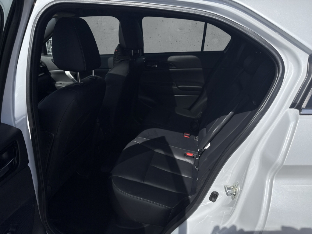 Fahrzeugabbildung Mitsubishi Eclipse Cross 2.4 PHEV Top LED Navi Pano ACC 360 Leder Standhzg