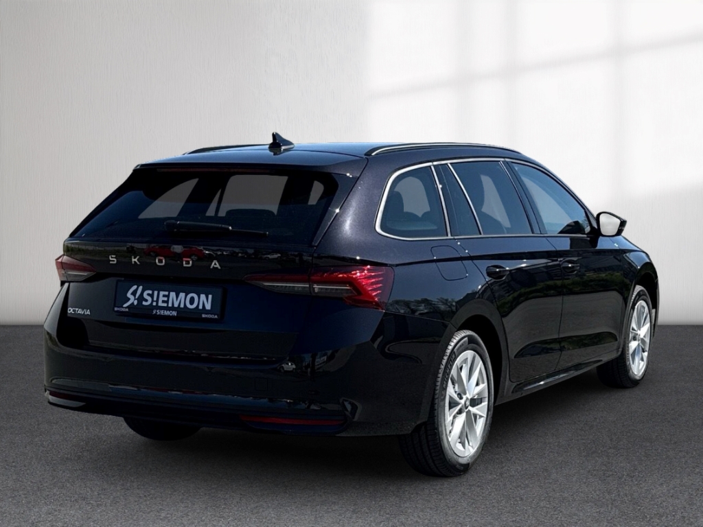Fahrzeugabbildung SKODA Octavia Combi 2.0 TDI DSG SELECTION Navi AHK LM17