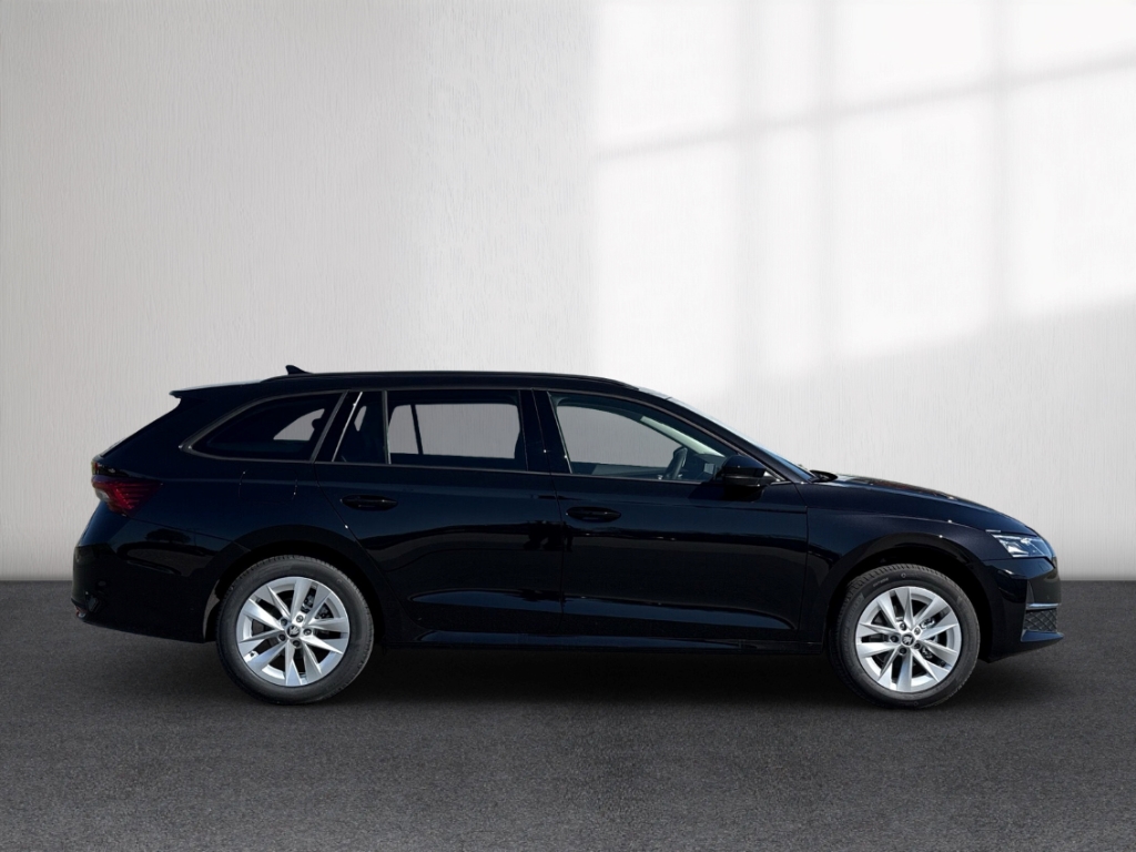 Fahrzeugabbildung SKODA Octavia Combi 2.0 TDI DSG SELECTION Navi AHK LM17