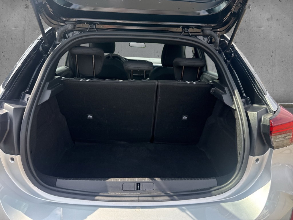 Fahrzeugabbildung Opel Corsa F GS 1.2 Hybrid AT LED BLIS PDC Kamera Tempo ACC