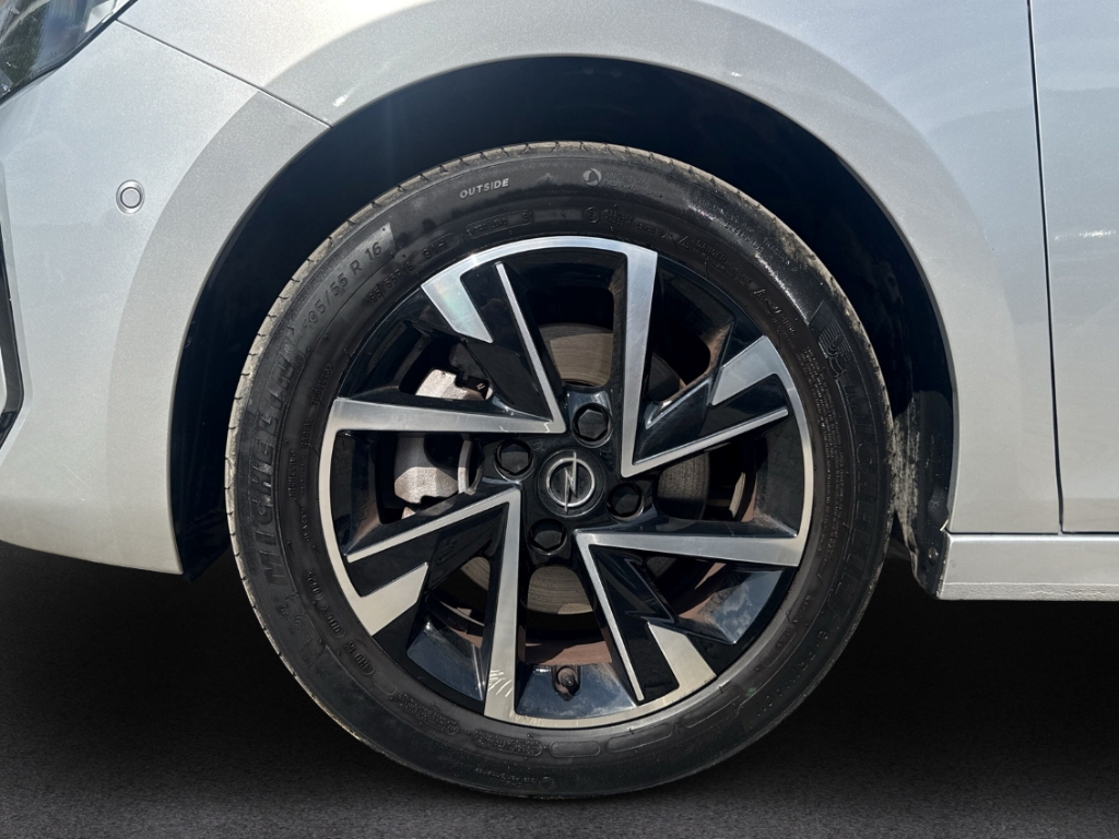 Fahrzeugabbildung Opel Corsa F GS 1.2 Hybrid AT LED BLIS PDC Kamera Tempo ACC