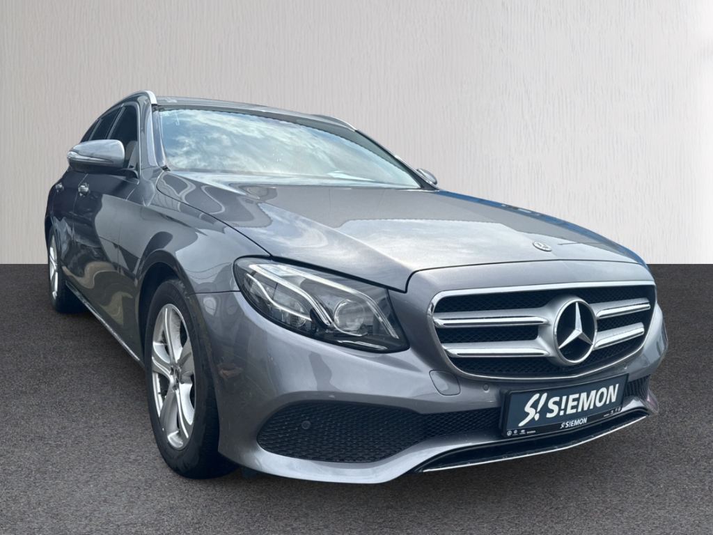 Fahrzeugabbildung Mercedes-Benz E 200 Avantgarde Line Navi RFK SHZ Klimaaut.