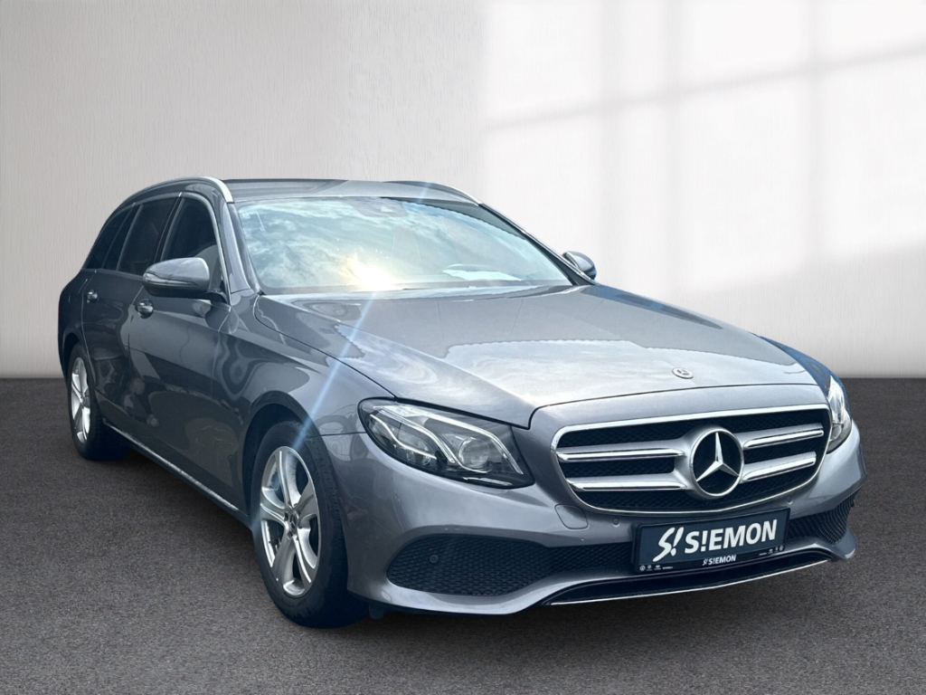 Fahrzeugabbildung Mercedes-Benz E 200 Avantgarde Line Navi RFK SHZ Klimaaut.