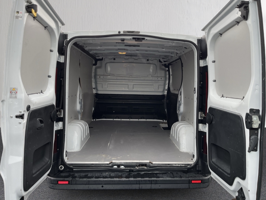 Fahrzeugabbildung Opel Vivaro Kasten 1.6 CDTI L1H1 2,7t NAVI PDC TEMPO