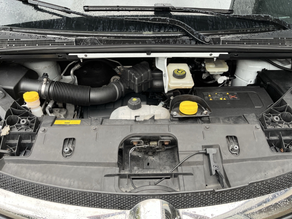 Fahrzeugabbildung Opel Vivaro Kasten 1.6 CDTI L1H1 2,7t NAVI PDC TEMPO