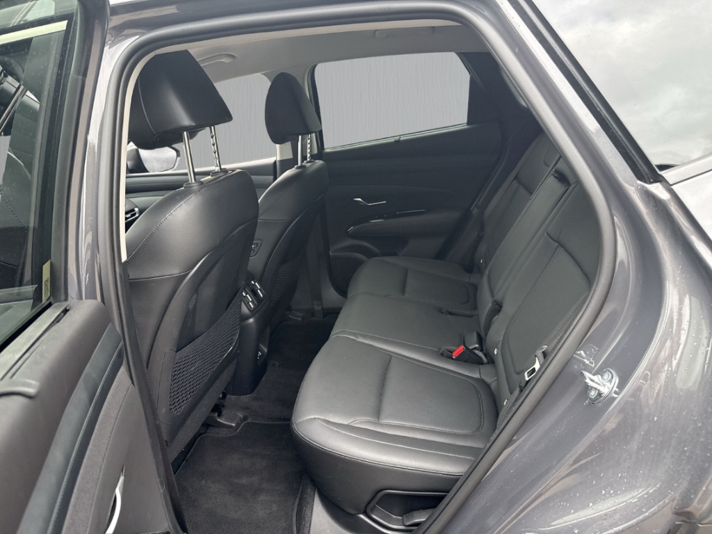 Fahrzeugabbildung Hyundai TUCSON FL PHEV 1.6 AT 4WD MY25 Prime ECS Assist-P MATRIX-LED Leder Digitales Cockpit