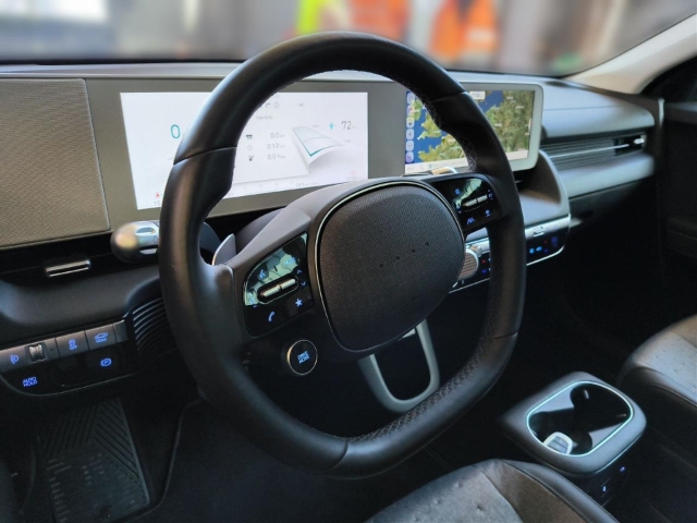 Fahrzeugabbildung Hyundai IONIQ 5 77,4kWh 2WD MY24 TECHNIQ Assist-P. el.Heckklappe Panorama Navi Digitales Cockpit