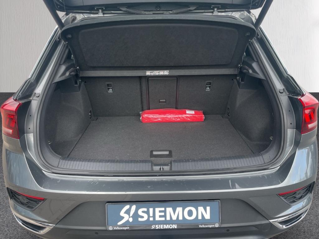 Fahrzeugabbildung Volkswagen T-Roc 2.0 TDI DSG Sport ACC PDCv+h SHZ LED Klima Color