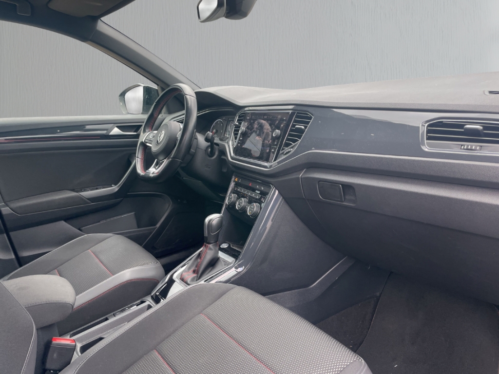 Fahrzeugabbildung Volkswagen T-Roc 2.0 TDI DSG Sport ACC PDCv+h SHZ LED Klima Color