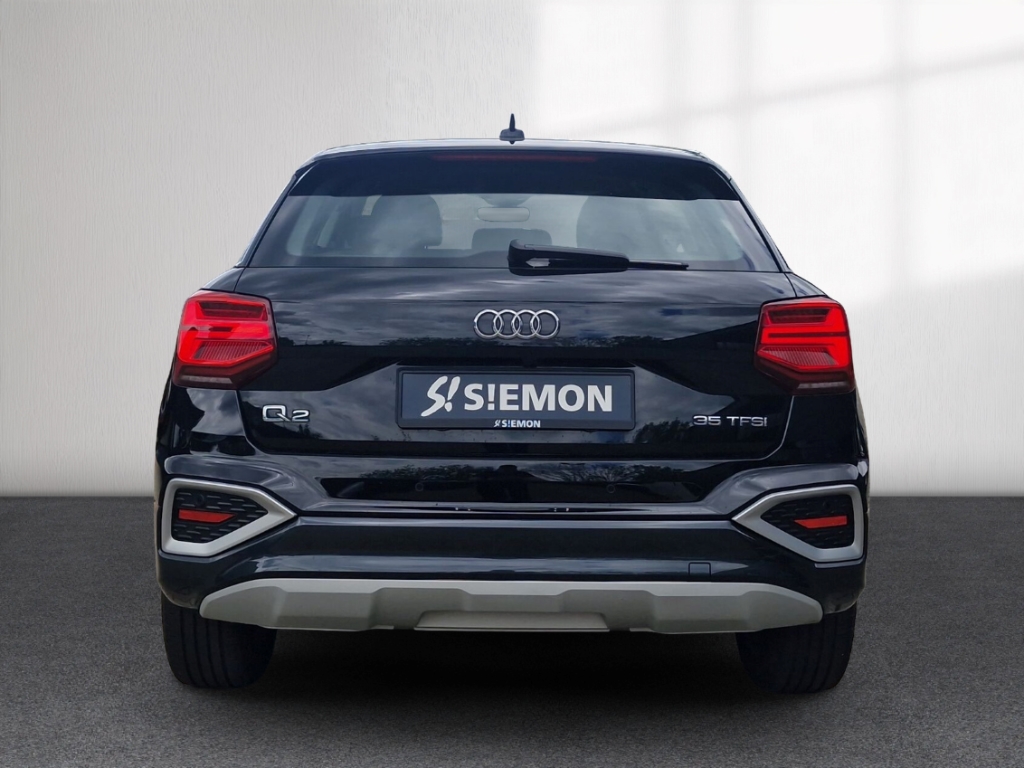 Fahrzeugabbildung Audi Q2 35TFSI S-Tronic Advanced MatrixLED ACC RKam SHZ PDC el.HKL