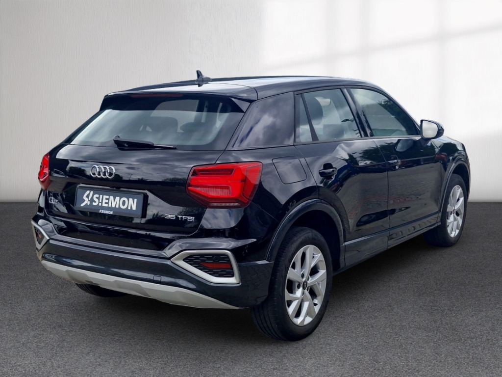Fahrzeugabbildung Audi Q2 35TFSI S-Tronic Advanced MatrixLED ACC RKam SHZ PDC el.HKL