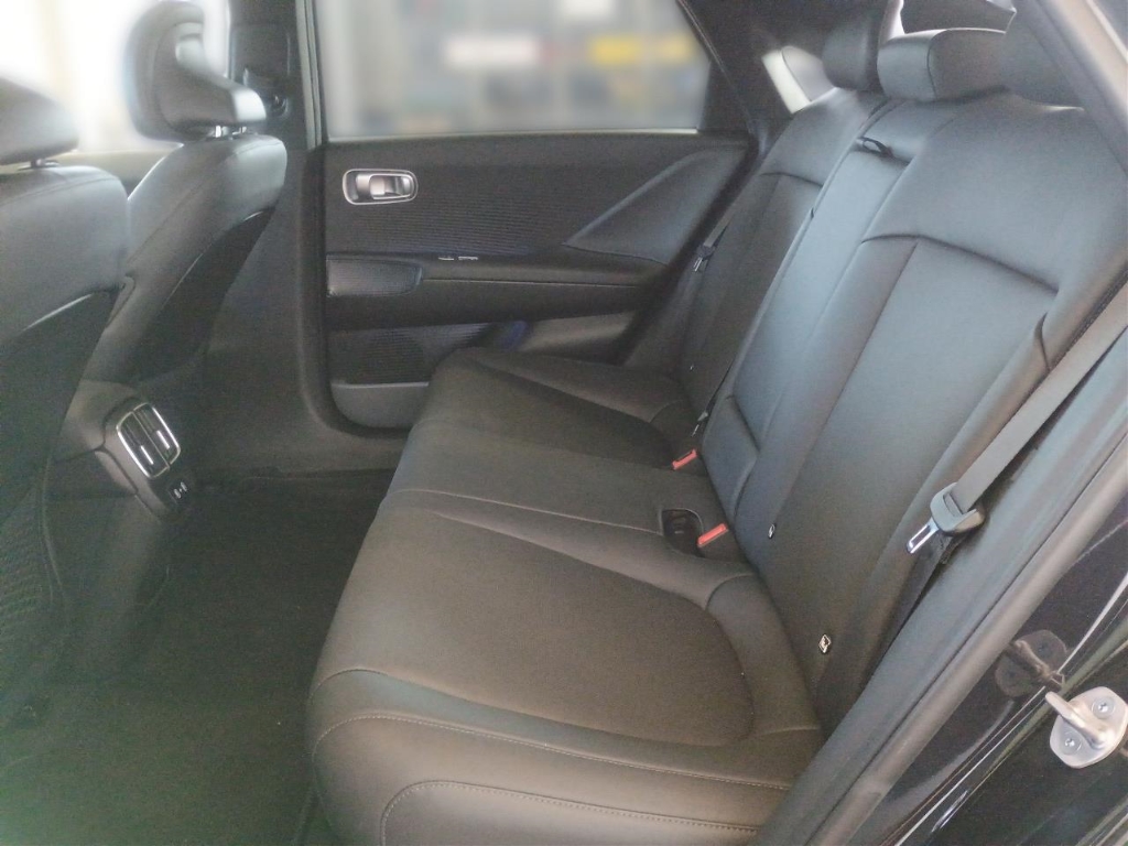 Fahrzeugabbildung Hyundai IONIQ 6 77,4kWh 4WD UNIQ Dig-Spiegel 20LM Schiebedach HUD Navi Digitales Cockpit Memory Sitze