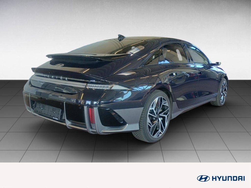 Fahrzeugabbildung Hyundai IONIQ 6 77,4kWh 4WD UNIQ Dig-Spiegel 20LM Schiebedach HUD Navi Digitales Cockpit Memory Sitze