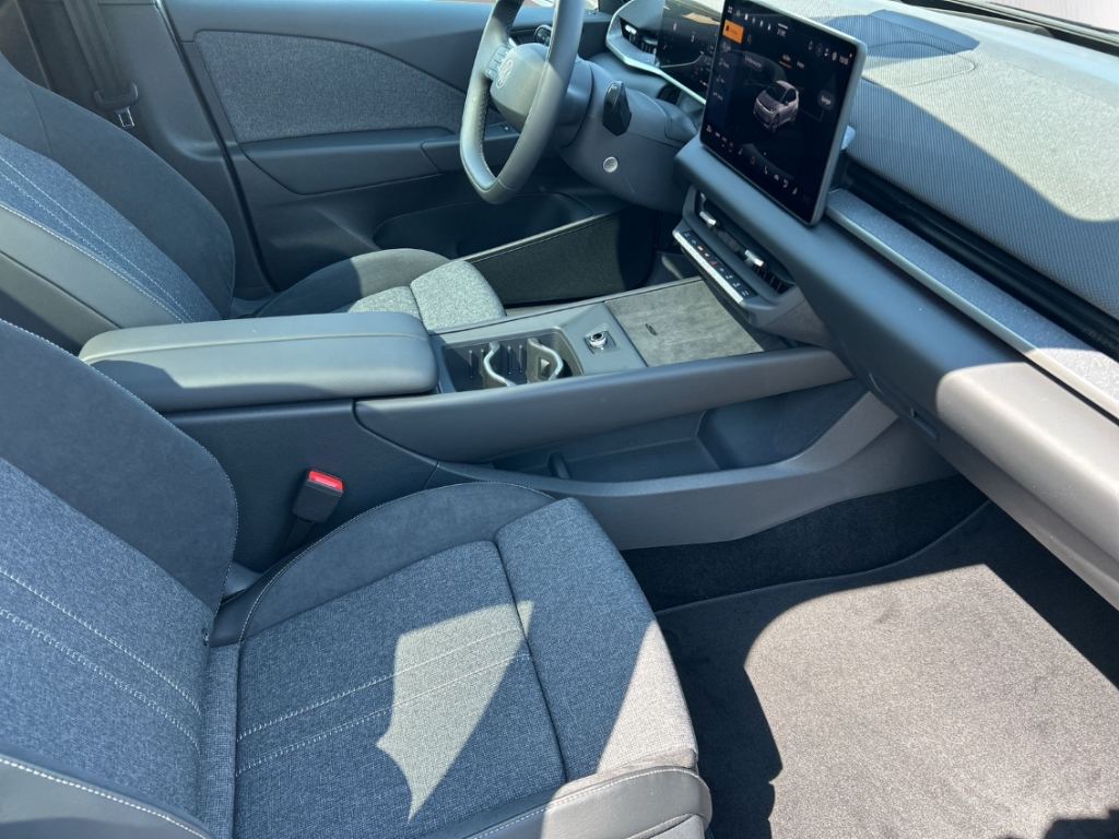 Fahrzeugabbildung Volkswagen ID.3 Neo Style 58 kWh ACC LED Alu Klima SHZ 360 Kamera