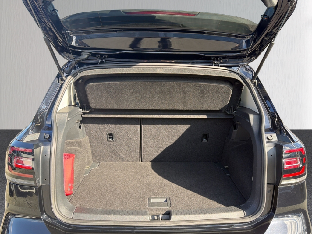 Fahrzeugabbildung Volkswagen T-Cross 1.0 TSI MOVE GJR AHK SHZ AppConnect Klima PDC