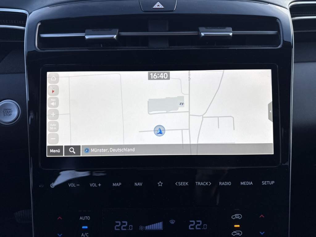 Fahrzeugabbildung Hyundai TUCSON 1.6 T-GDi DCT 4WD 48V TREND Panodach eHKL Navi Digitales Cockpit LED