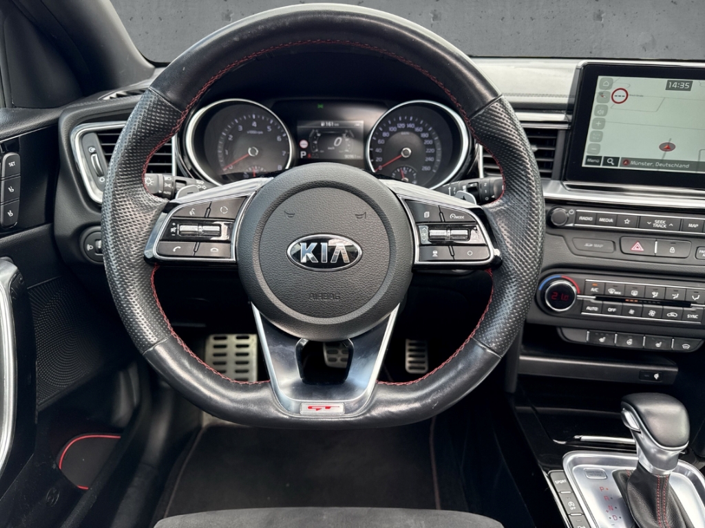 Fahrzeugabbildung Kia ProCee'd GT 1.6 T-GDI DCT Navi LED ACC Pano eHKL RKam Allwetter