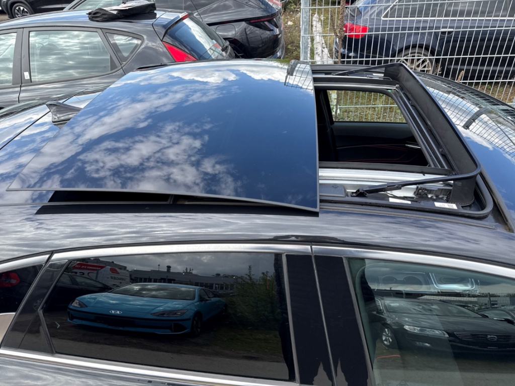 Fahrzeugabbildung Kia ProCee'd GT 1.6 T-GDI DCT Navi LED ACC Pano eHKL RKam Allwetter