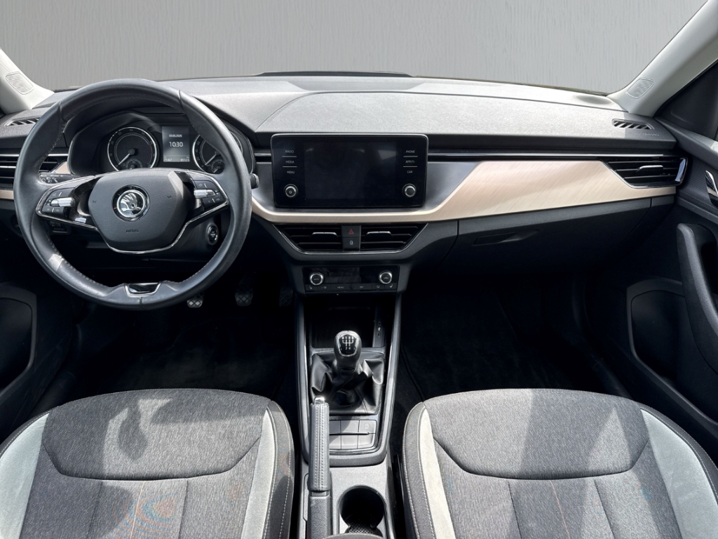 Fahrzeugabbildung SKODA Kamiq 1.0 TSI Style LED Klima SHZ PDC Tempo KeyL