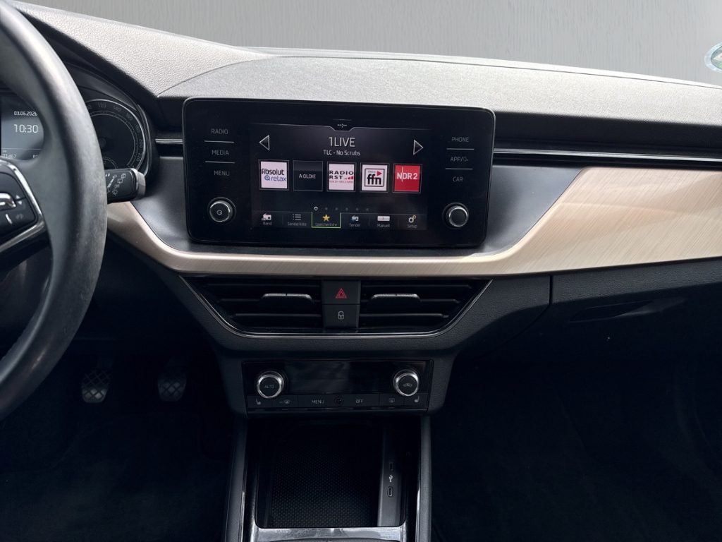 Fahrzeugabbildung SKODA Kamiq 1.0 TSI Style LED Klima SHZ PDC Tempo KeyL