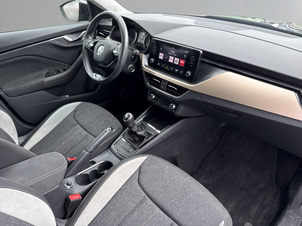 Fahrzeugabbildung SKODA Kamiq 1.0 TSI Style LED Klima SHZ PDC Tempo KeyL