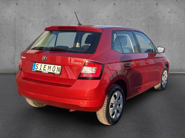 Fahrzeugabbildung SKODA Fabia 1.0 MPI Cool Klima Freisprech BT