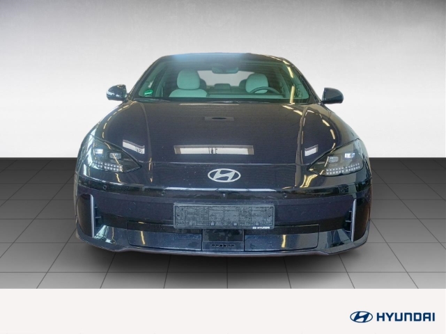 Fahrzeugabbildung Hyundai IONIQ 6 77,4kWh 4WD UNIQ 20LM HUD Navi Digitales Cockpit Memory Sitze Soundsystem