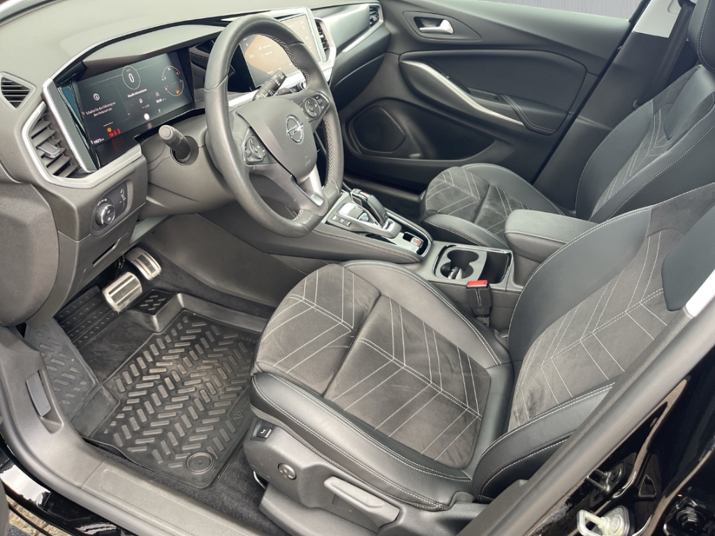Fahrzeugabbildung Opel Grandland 1.2 Elegance Matrix RFK SHZ LHZ Totwi