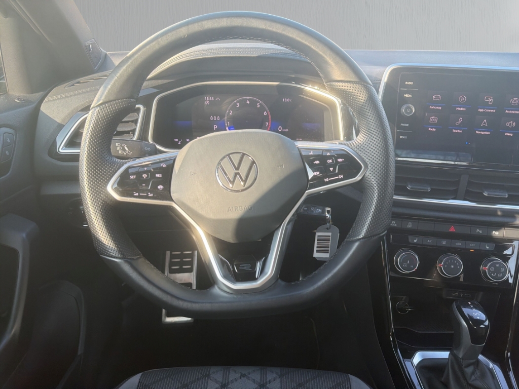 Fahrzeugabbildung Volkswagen T-Roc 1.5 TSI DSG R-Line LED+ SHZ ParkAssist GJR