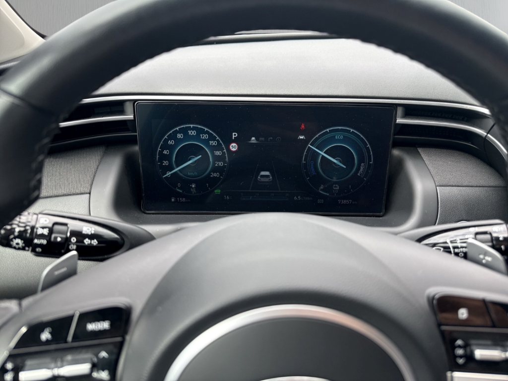 Fahrzeugabbildung Hyundai TUCSON HEV 1.6 T-GDi 2WD AT TREND Krell el.Heckklappe Navi Digitales Cockpit