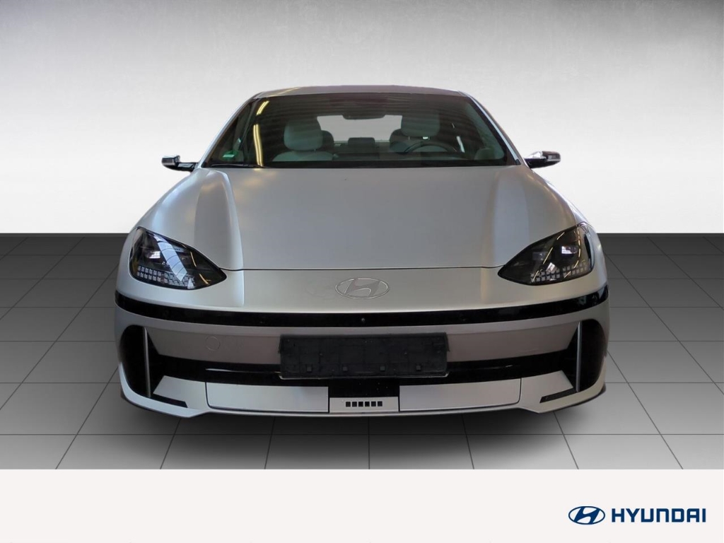 Fahrzeugabbildung Hyundai IONIQ 6 77,4kWh 4WD UNIQ Digi-Spiegel HUD Navi Digitales Cockpit Memory Sitze Soundsystem Bose