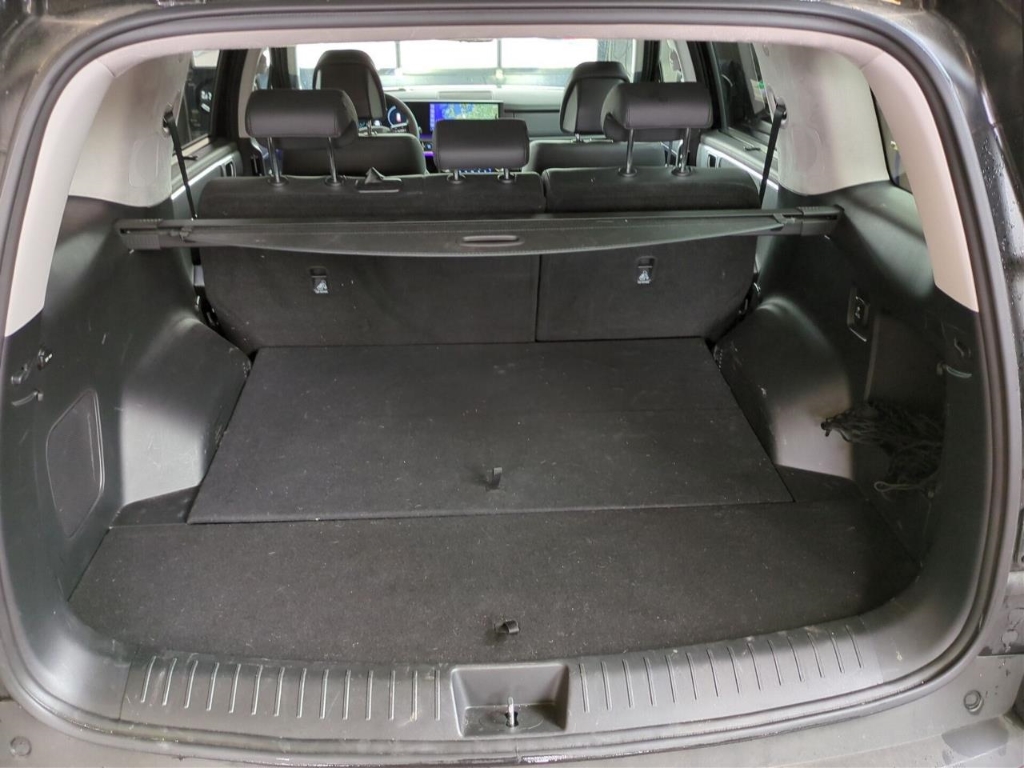 Fahrzeugabbildung Hyundai SANTA FE PHEV MY25 1.6 AT 4WD Signature Komf.P Tech.P 5-Sitz Navi Leder Digi Cockpit