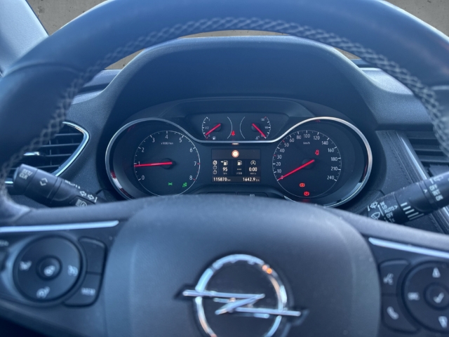 Fahrzeugabbildung Opel Grandland Turbo 1.2 Innovation Apple CarPlay PDC