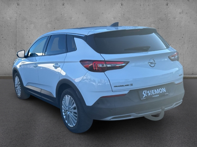 Fahrzeugabbildung Opel Grandland Turbo 1.2 Innovation Apple CarPlay PDC