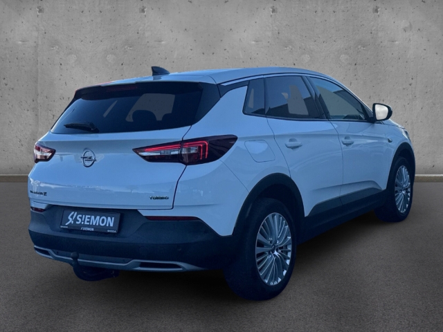 Fahrzeugabbildung Opel Grandland Turbo 1.2 Innovation Apple CarPlay PDC